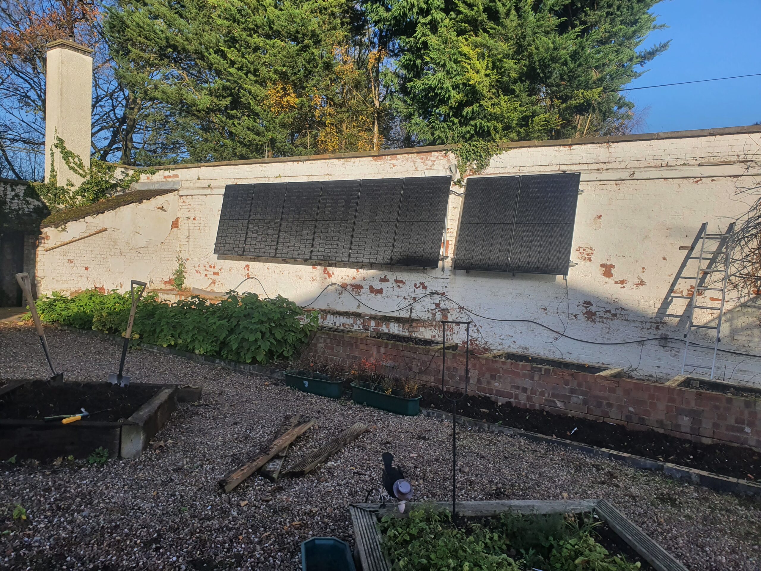 Cut Energy Bills with Solar and Battery