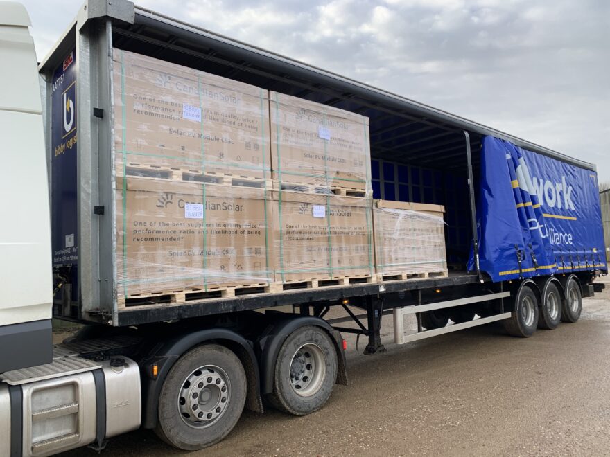 Busy agricultural business in Gainsborough goes Solar